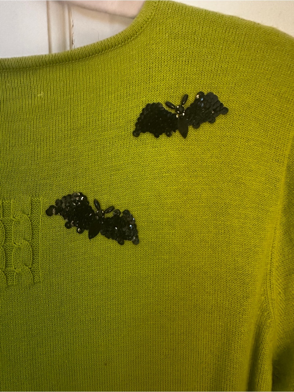 Marisa Christina Halloween Lime with sequined BATS Top M! - Picture 5 of 7
